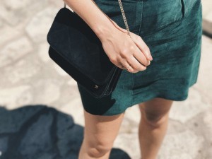 slow fashion look sloris fair fashion outfit slow-fashion-look-sloris-armedangels-vintage-birkenstock-vegan-icecream-mallorca-la-palma-dickmoby
